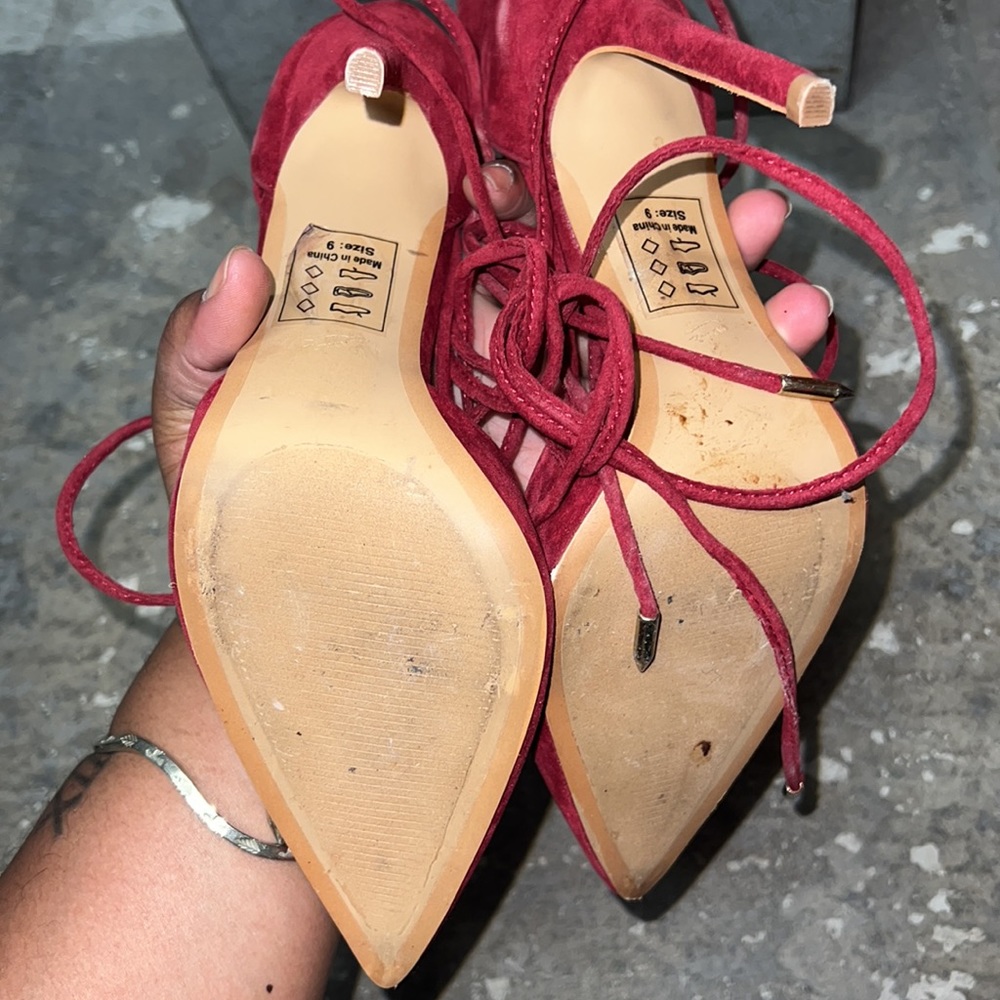 High heels - Picture 4 of 6